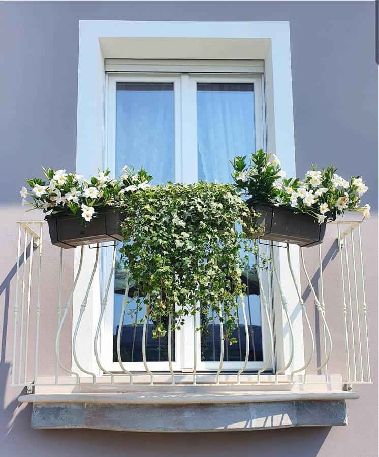 Romantic Home Sirmione Exterior photo